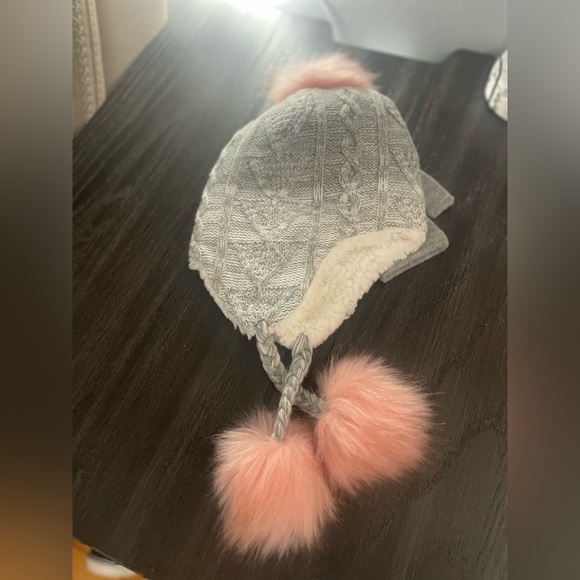 DKNY Heather Grey with Pretty Pink Pom Pom Knit Fleece Lined Hat & Gloves set⛄️ - Picture 4 of 8